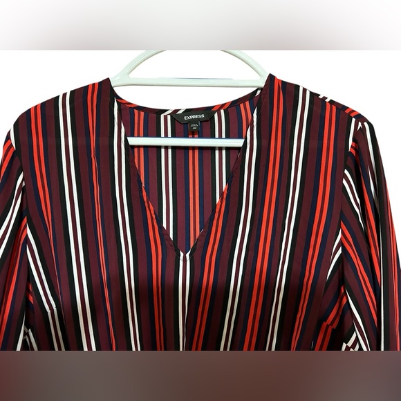 Express Red Stripe Twist Blouse - Picture 4 of 8